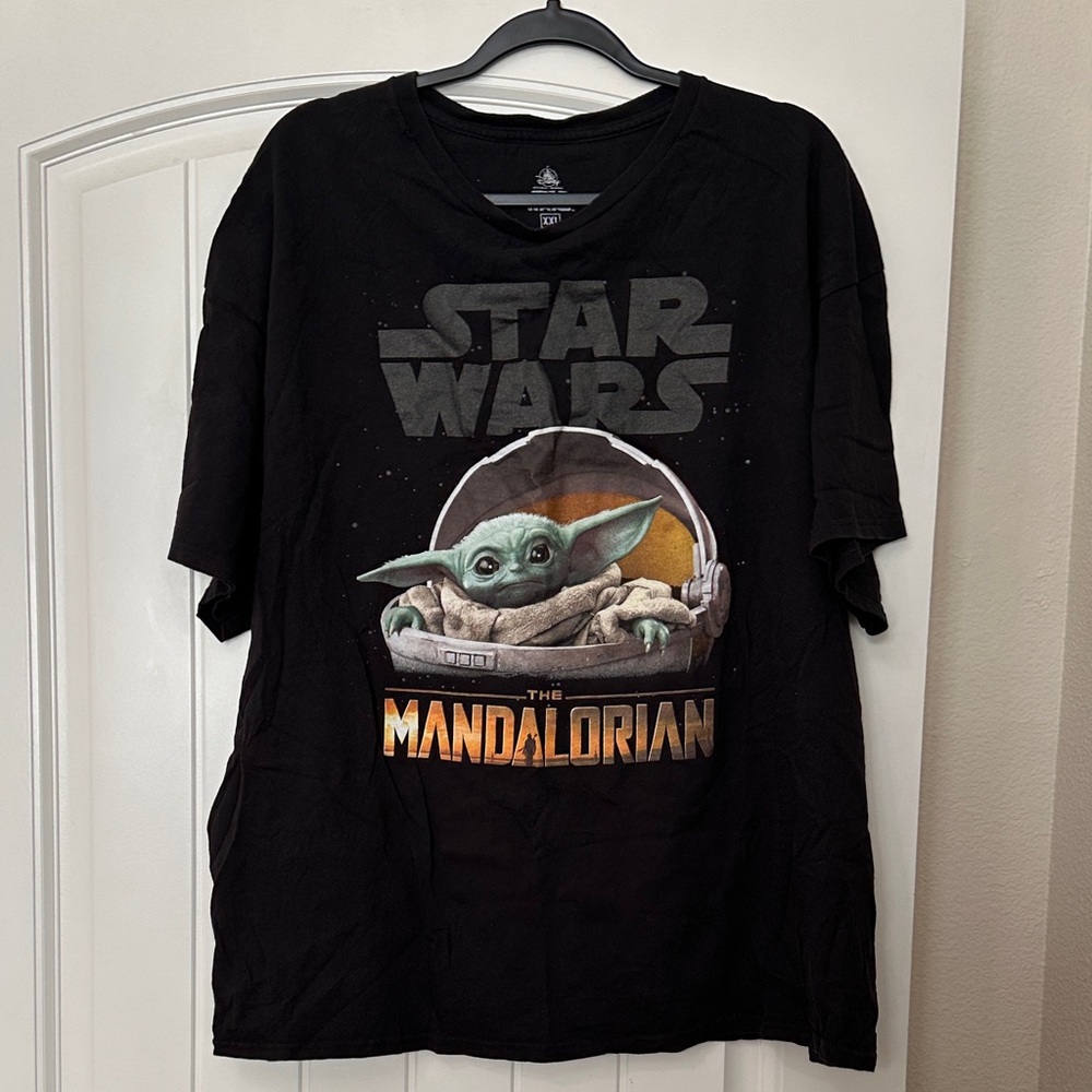 Disney Black Star Wars Logo T-Shirt
